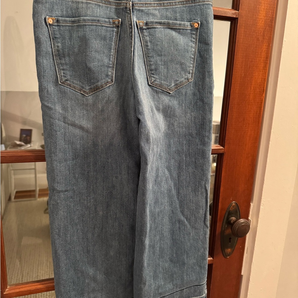 Dkny Blue Relaxed Jeans with Classic Wash